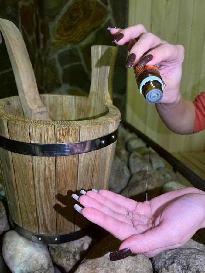Hotel New Continent Bushtyno Zewnętrze zdjęcie